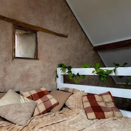 Lemora Holiday home *
